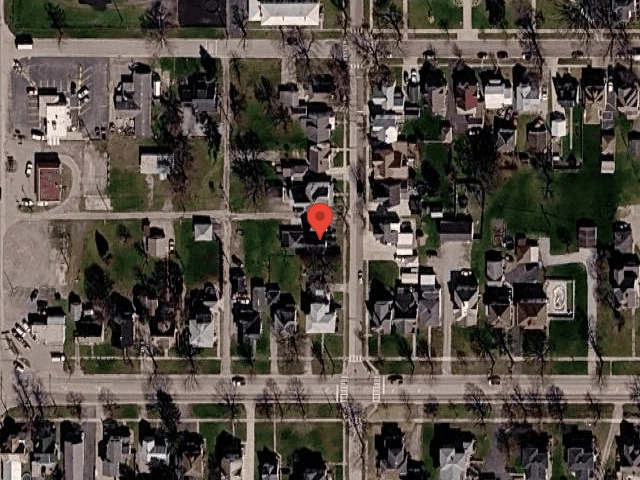 House image located at Oakland, IL 61943