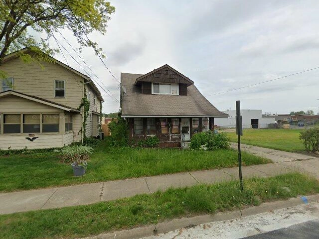 House image located at Akron, OH 44310