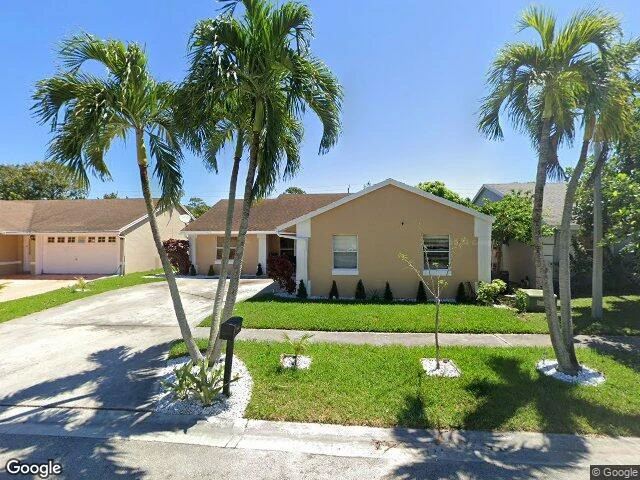 House image located at Lake Worth, FL 33463