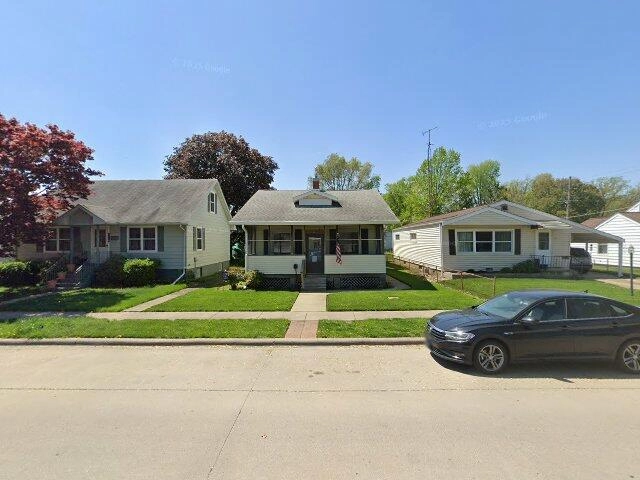 House image located at Lansing, MI 48910