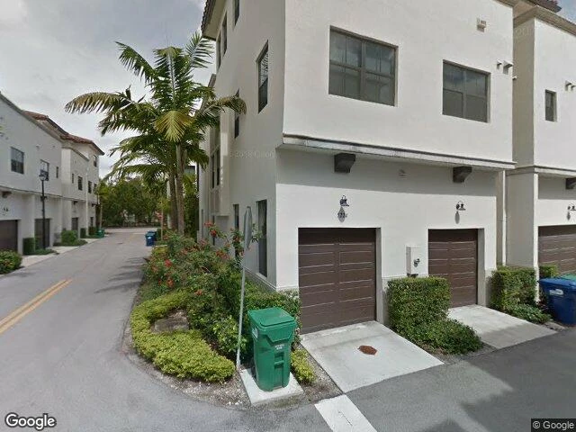 House image located at Miami, FL 33166