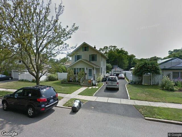 House image located at Lindenhurst, NY 11757