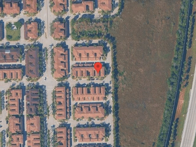 House image located at Hollywood, FL 33027
