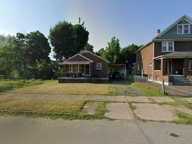 House image located at Niagara Falls, NY 14301