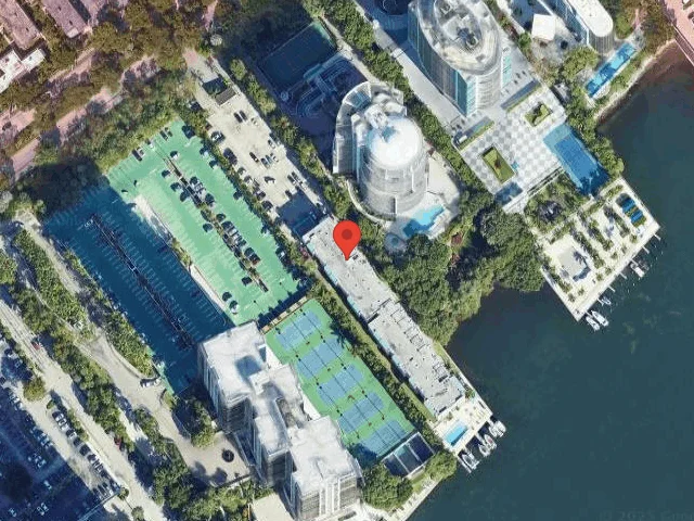 House image located at Miami, FL 33129