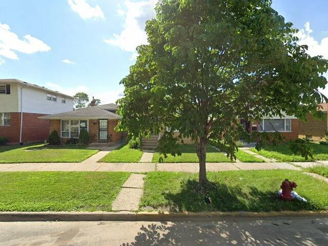 House image located at Chicago, IL 60643