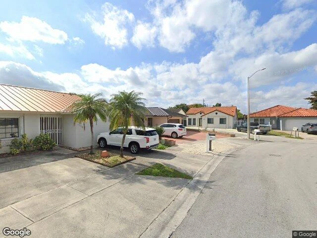 House image located at Miami, FL 33193