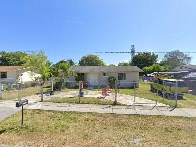 House image located at Miami, FL 33189