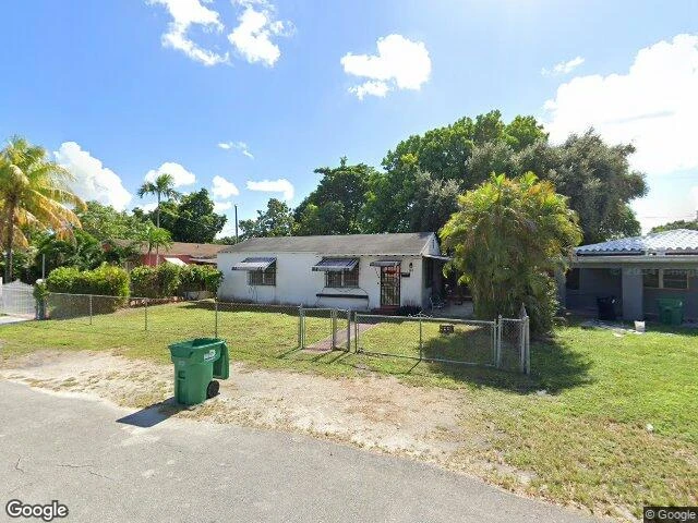 House image located at Miami, FL 33150