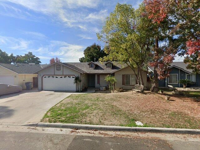 House image located at Fresno, CA 93722
