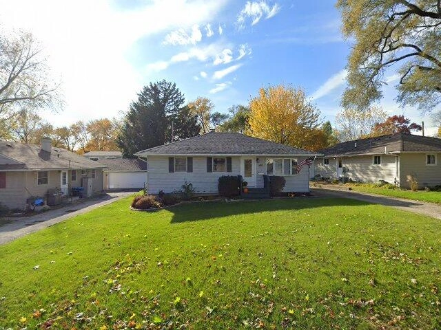 House image located at Saint Charles, IL 60174