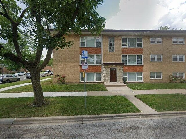 House image located at Chicago, IL 60617