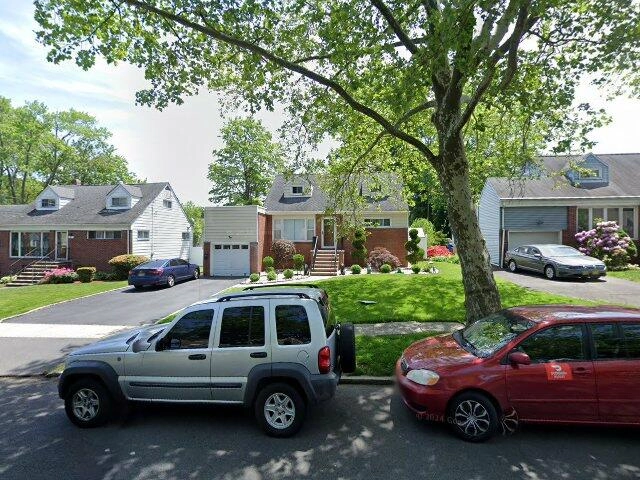 House image located at Roselle, NJ 07203