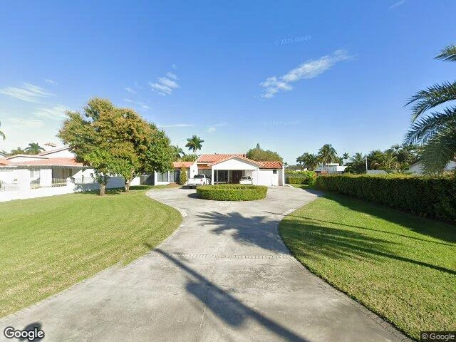 House image located at Miami, FL 33175