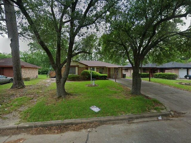 House image located at Houston, TX 77016
