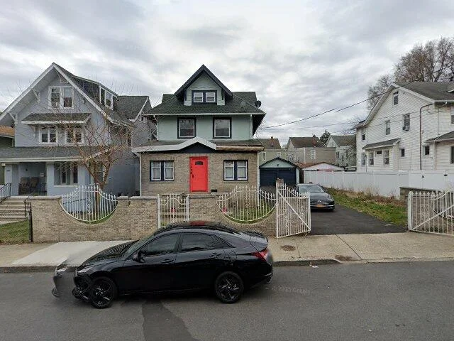 House image located at Newark, NJ 07112