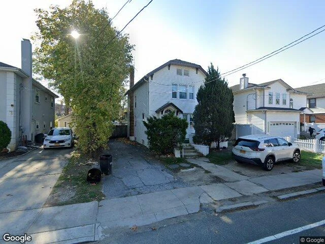 House image located at Cedarhurst, NY 11516