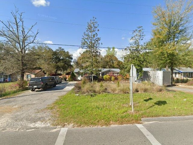 House image located at Crestview, FL 32539