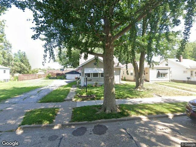 House image located at Rock Island, IL 61201