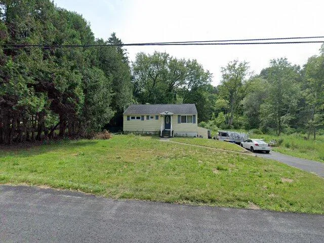 House image located at Oriskany, NY 13424
