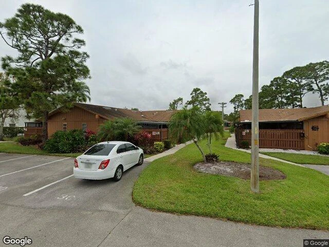 House image located at North Fort Myers, FL 33917