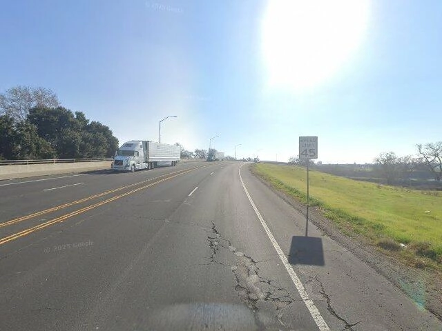 House image located at Tarpon Springs, FL 34689