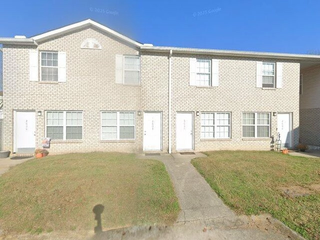 House image located at Catlin, IL 61817