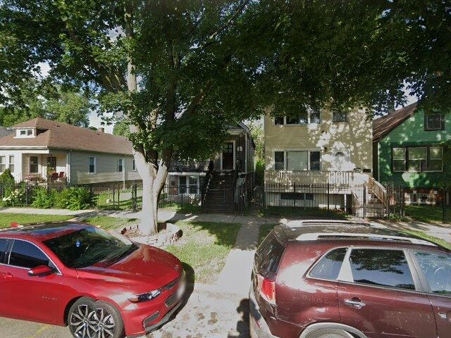 House image located at Chicago, IL 60617