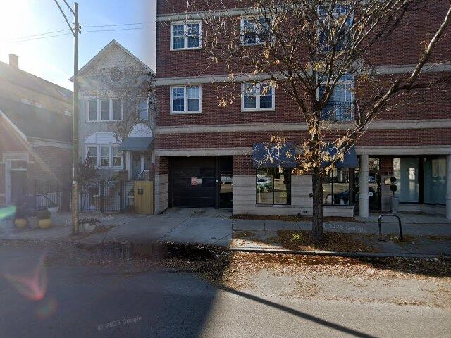 House image located at Saint Louis, MO 63114