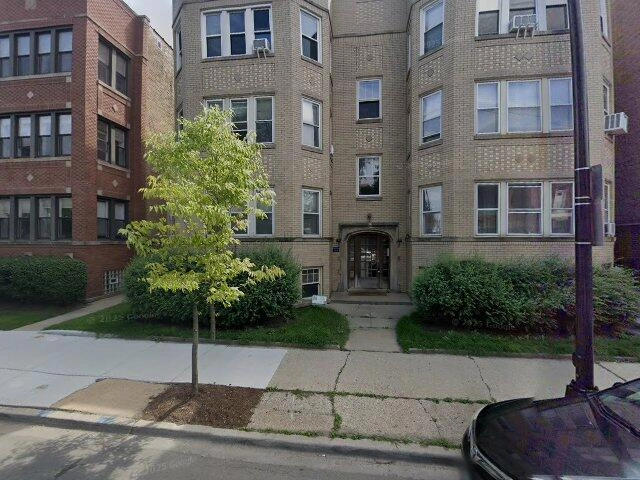 House image located at Chicago, IL 60625
