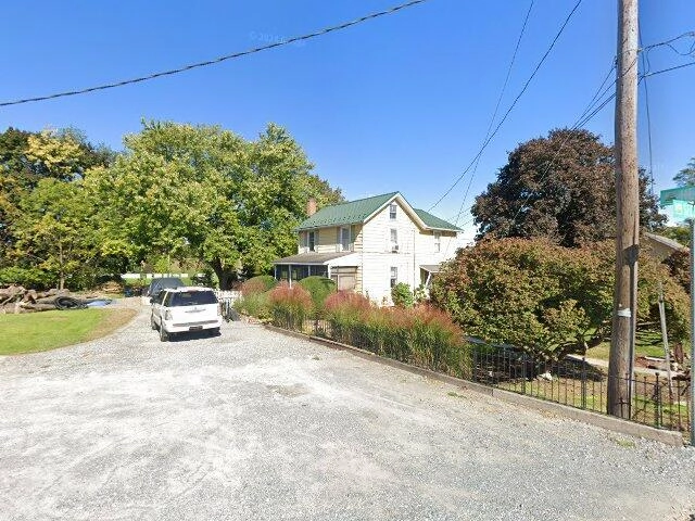 House image located at Mount Joy, PA 17552
