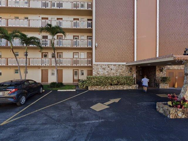 House image located at Hallandale, FL 33009