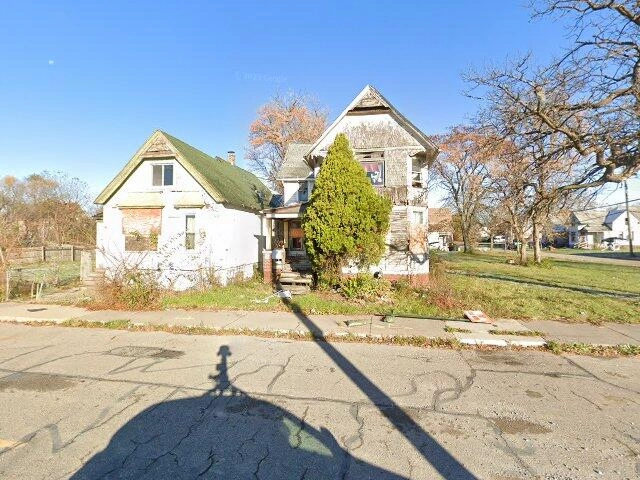 House image located at Detroit, MI 48208