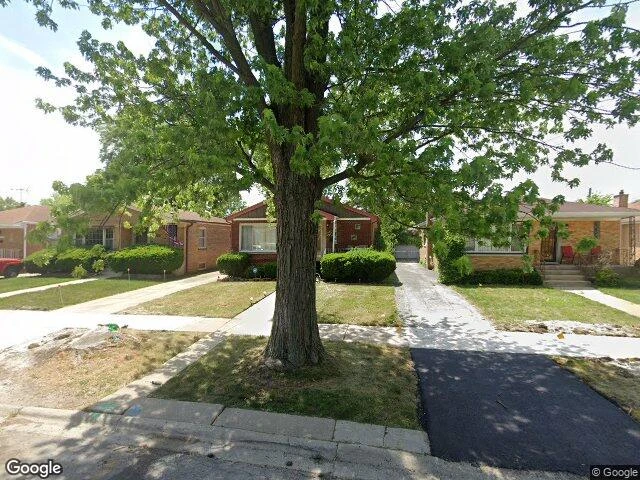 House image located at Dolton, IL 60419