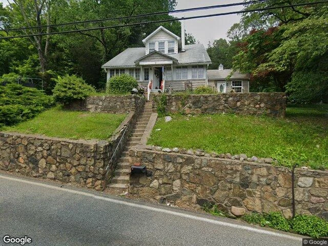 House image located at Bloomingdale, NJ 07403