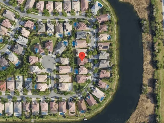 House image located at Hollywood, FL 33029