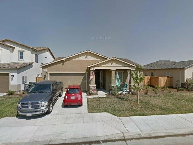 House image located at Fresno, CA 93727