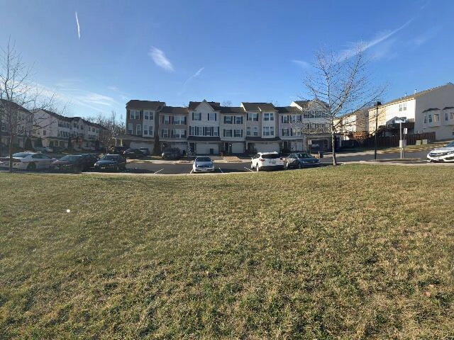 House image located at Ashburn, VA 20148