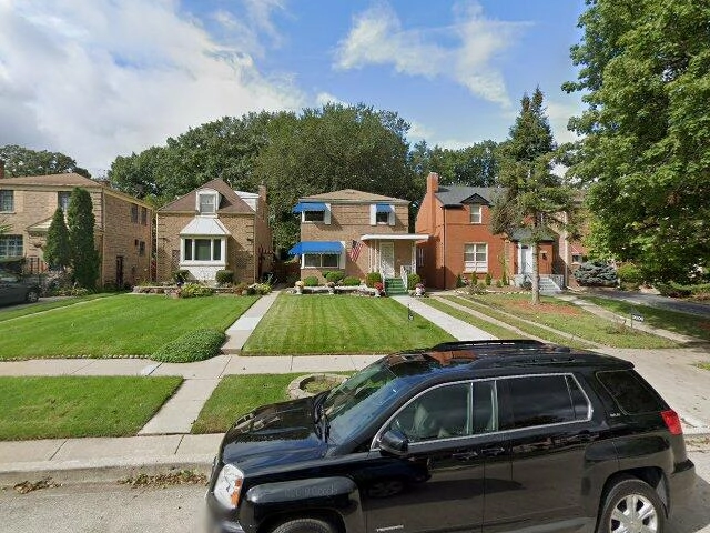 House image located at Chicago, IL 60643