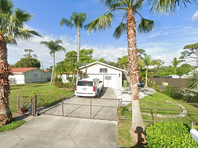 House image located at Lake Worth, FL 33461