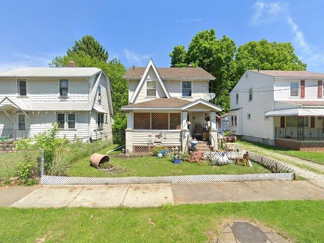 House image located at Akron, OH 44301
