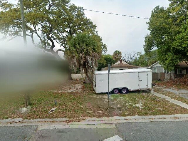 House image located at Saint Petersburg, FL 33711