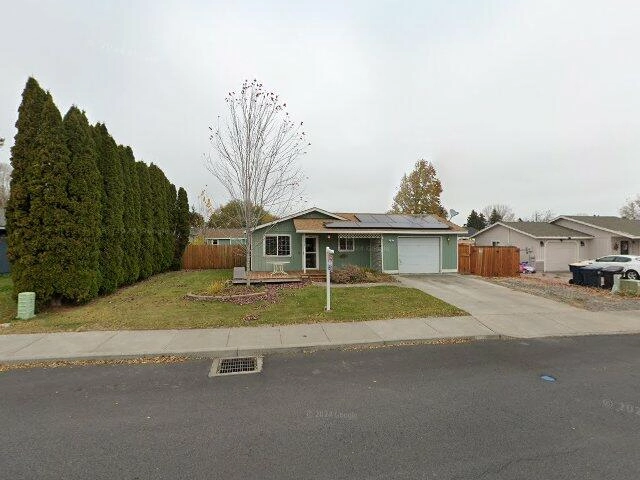 House image located at Redmond, OR 97756