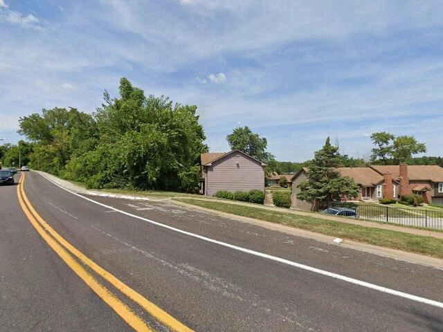 House image located at Florissant, MO 63033