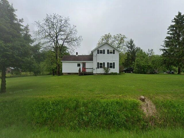 House image located at Chardon, OH 44024