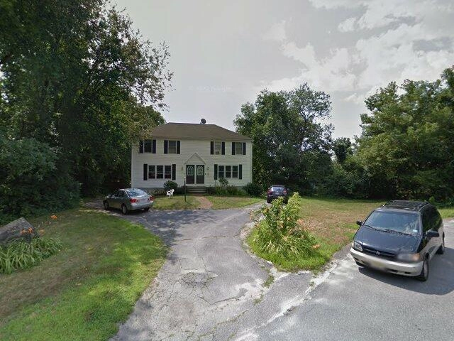House image located at Saint Charles, IL 60175