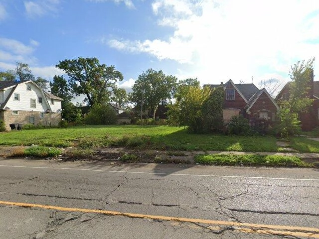 House image located at Detroit, MI 48227