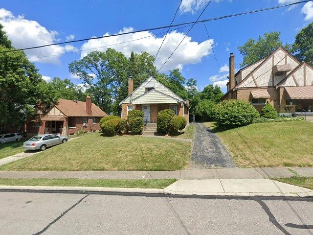 House image located at Cincinnati, OH 45211