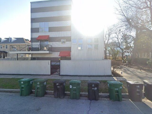 House image located at Houston, TX 77004