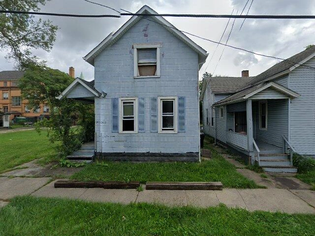 House image located at Cleveland, OH 44127